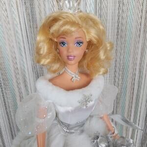 Special edition Disney princess Cinderella winter bride